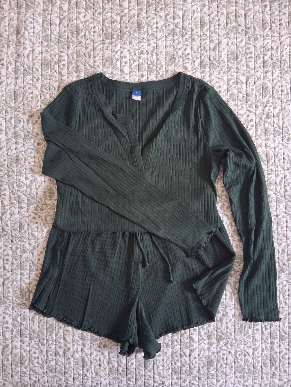 Old Navy Green Pajama Set 3 Piece Cotton & Poly Mix